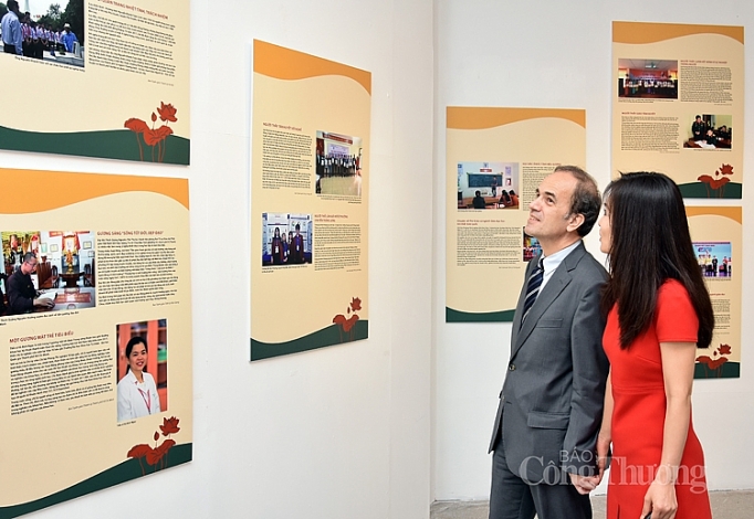 lang dong truoc ho chi minh nhung net phac hoa chan dung