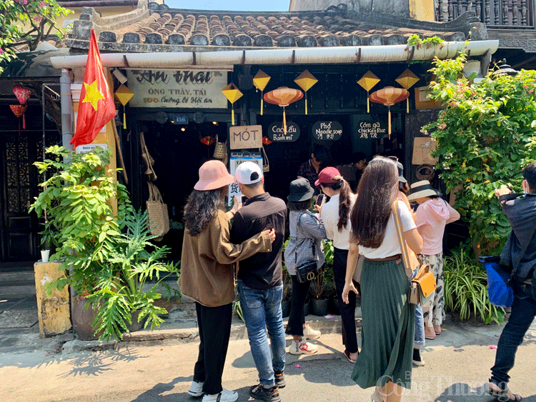 Phố cổ Hội An “hâm nóng” du lịch pho co hoi an ham nong du lich