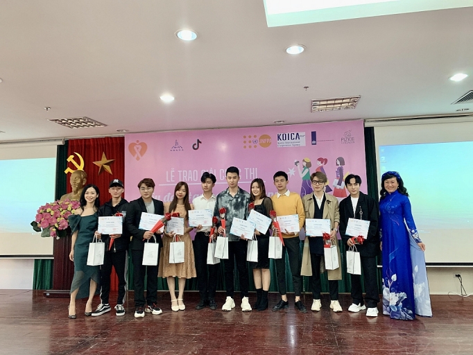 trao giai cuoc thi yeu dep an toan cho phu nu