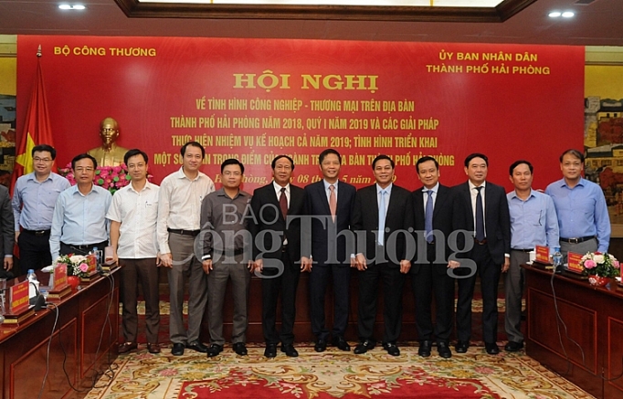 bo cong thuong cam ket ho tro moi nguon luc de hai phong phat trien