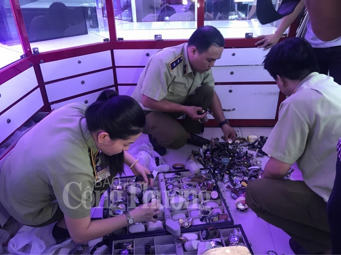 tong tan cong 2 thien duong hang gia tai tpho chi minh