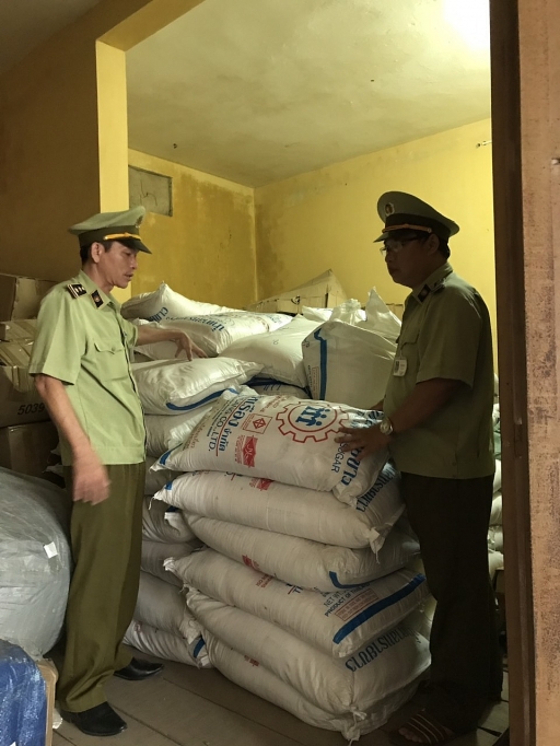 Miền Trung: Phát hiện 33.816 vụ vi phạm gian lận thương mại, hàng giả hàng nhái mien trung phat hien 33816 vu vi pham gian lan thuong mai hang gia hang nhai