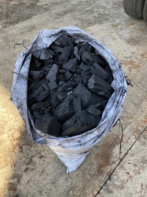 binh phuoc phat hien 20 tan than cui nhap lau qua duong mon