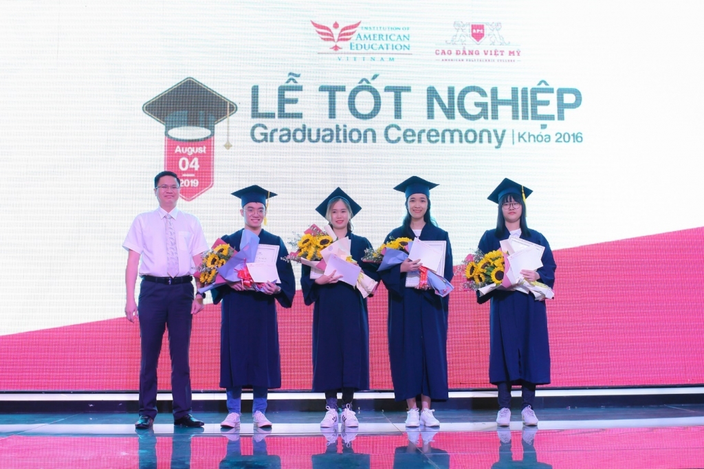 Sinh viên Trường Cao đẳng Việt Mỹ được tuyển dụng ngay tại Lễ tốt nghiệp sinh vien truong cao dang viet my duoc tuyen dung ngay tai le tot nghiep