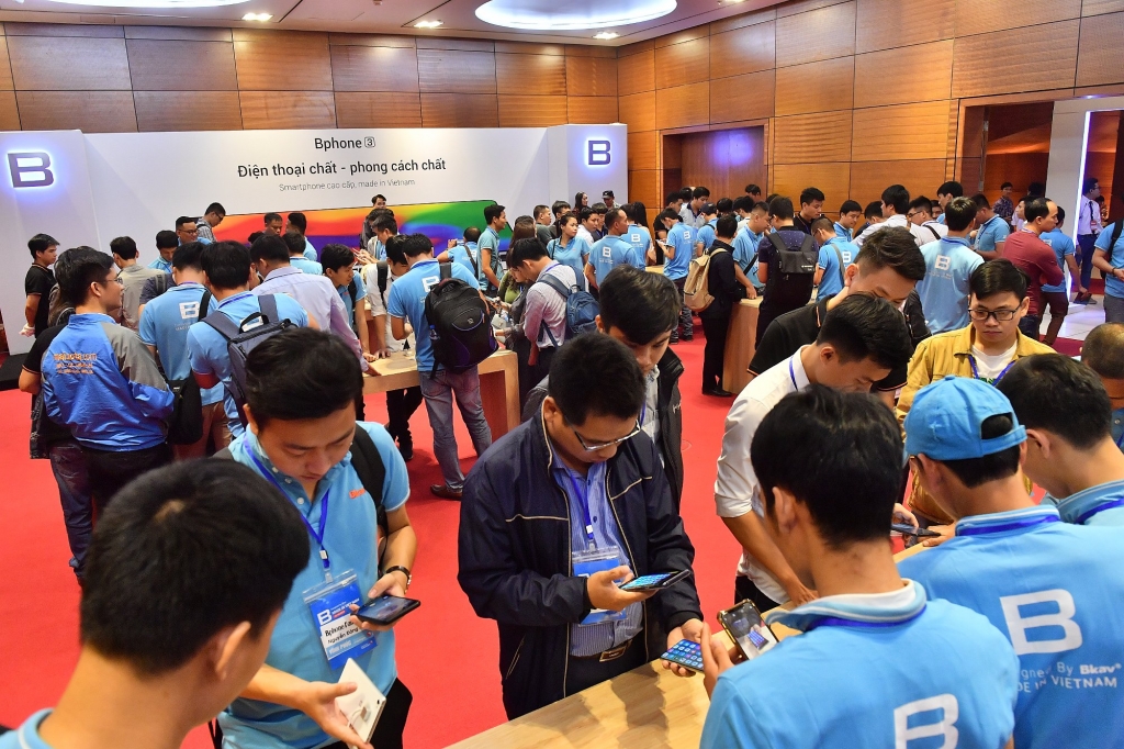 Bphone 3 nhiều tính năng vượt trội, giá từ 6,9 triệu đồng bphone 3 nhieu tinh nang vuot troi gia tu 69 trieu dong