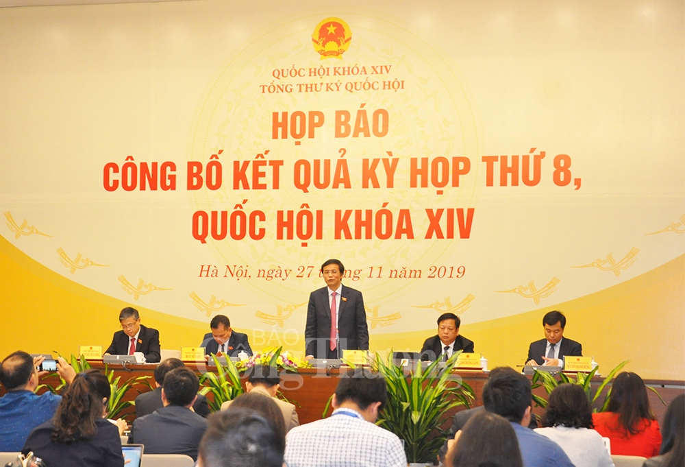 Nhiều nội dung mới, lớn đã được Quốc hội xem xét, thông qua nhieu noi dung moi lon da duoc quoc hoi xem xet thong qua