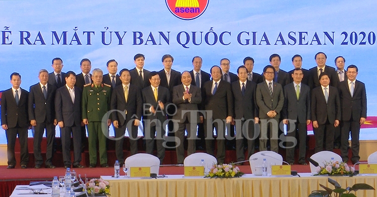 Ra mắt Ủy ban Quốc gia ASEAN 2020, thực thi vai trò Chủ tịch ASEAN của Việt Nam ra mat uy ban quoc gia asean 2020 thuc thi vai tro chu tich asean cua viet nam