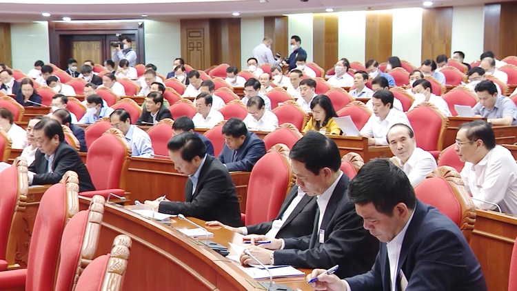Khai mạc Hội nghị toàn quốc quán triệt và triển khai thực hiện Nghị quyết số 11-NQ/TW ngày 10/2/2022 của Bộ Chính trị Khai mạc Hội nghị toàn quốc quán triệt và triển khai thực hiện Nghị quyết số 11-NQ/TW ngày 10/2/2022 của Bộ Chính trị