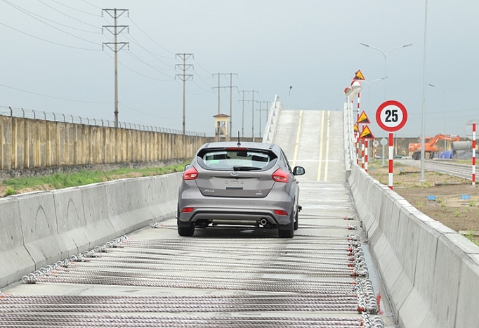 ford viet nam dua duong thu moi vao hoat dong