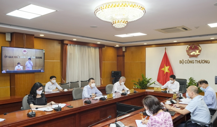 Tiêu thụ nông sản- Khi thị trường nội địa lĩnh “ấn” tiên phong Tiêu thụ nông sản- Khi thị trường nội địa lĩnh “ấn” tiên phong