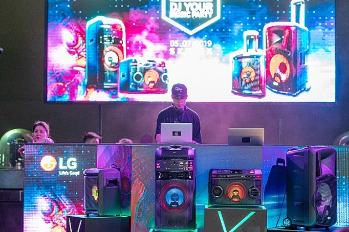 LG ra mắt dòng loa XBOOM đa tính năng lg ra mat dong loa xboom da tinh nang