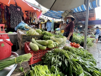 TP. Hồ Chí Minh cho phép một số chợ truyền thống bị phong tỏa bán lại một số mặt hàng
