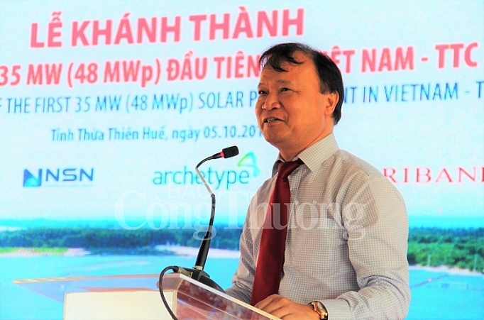 Việt Nam có thêm Nhà máy Điện mặt trời quy mô lớn viet nam co them nha may dien mat troi quy mo lon