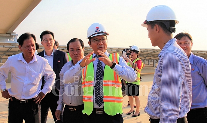 Việt Nam có thêm Nhà máy Điện mặt trời quy mô lớn viet nam co them nha may dien mat troi quy mo lon