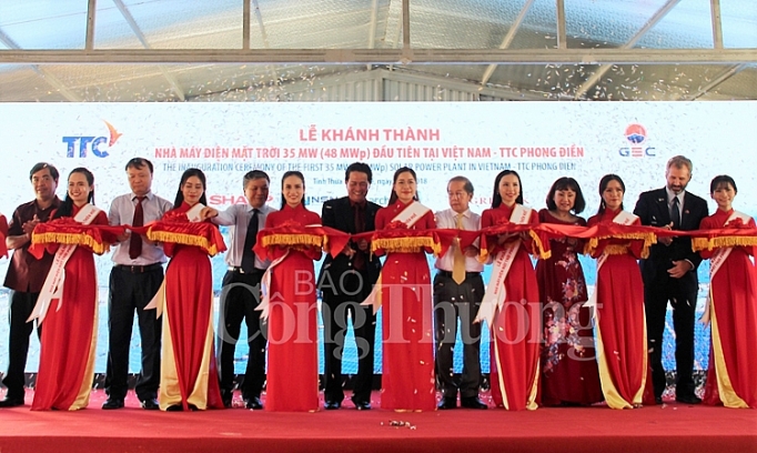 Việt Nam có thêm Nhà máy Điện mặt trời quy mô lớn viet nam co them nha may dien mat troi quy mo lon