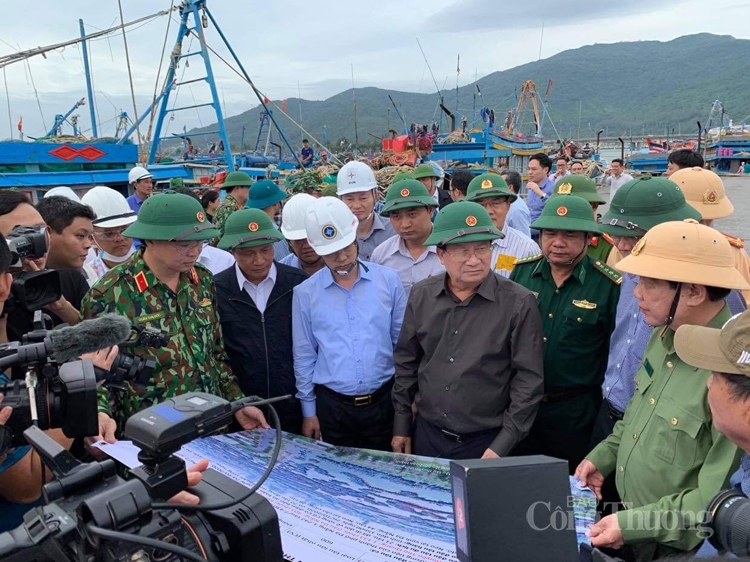 Bộ Công Thương ra công điện khẩn ứng phó với bão số 9 - MOLAVE Bộ Công Thương ra công điện khẩn ứng phó với bão số 9 MOLAVE