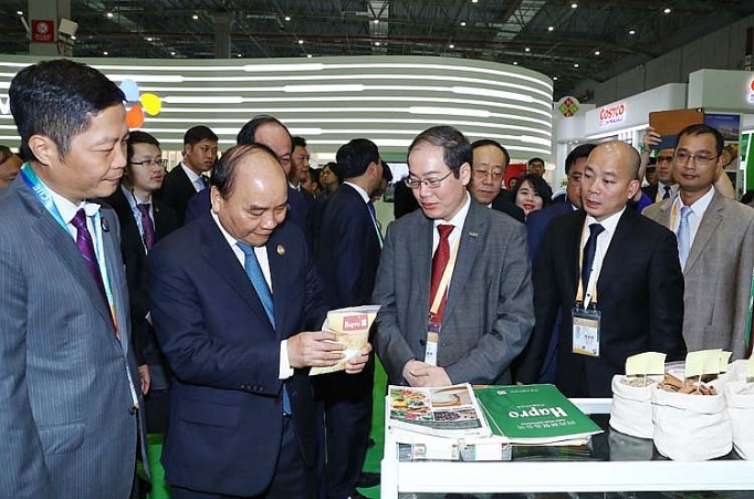 Thủ tướng Nguyễn Xuân Phúc kết thúc tốt đẹp chuyến tham dự Hội chợ CIIE 2018 thu tuong nguyen xuan phuc ket thuc tot dep chuyen tham du hoi cho ciie 2018