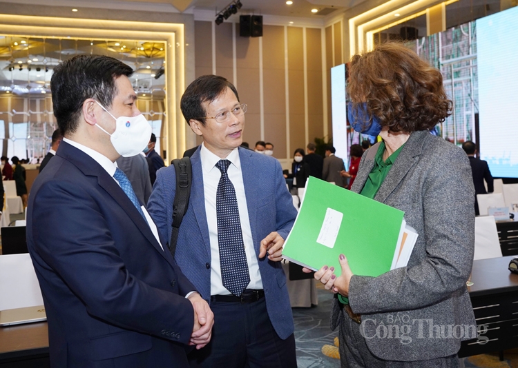 Thị trường logistics Việt Nam đầy tiềm năng để phát triển mạnh mẽ sau đại dịch Thị trường logistics Việt Nam đầy tiềm năng để phát triển mạnh mẽ sau đại dịch