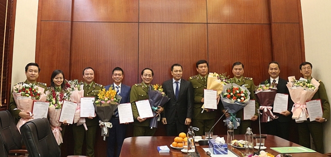 tong cuc quan ly thi truong bo nhiem them 9 lanh dao cac don vi