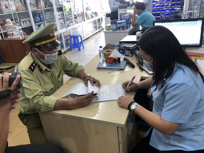 nhieu co so kinh doanh khau trang thong bao khong con hang de ban