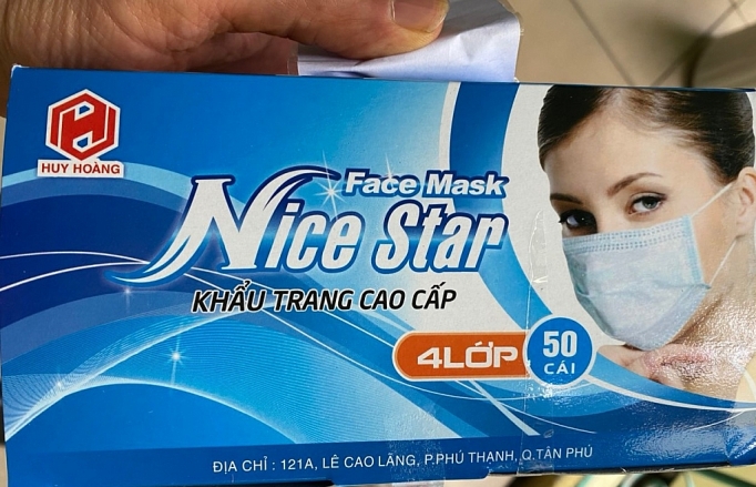 ha noi va tp ho chi minh lien tiep thu giu hang tram nghin khau trang y te lam gia