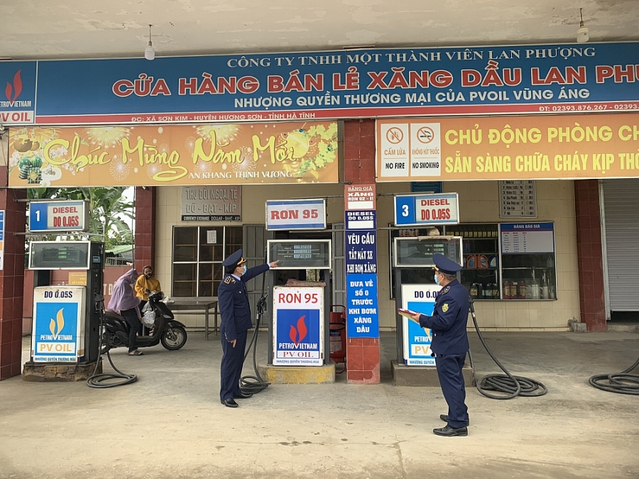 Phát hiện hàng trăm cửa hàng xăng dầu đóng cửa, tạm ngưng hoạt động với nhiều lý do Phát hiện hàng trăm cửa hàng xăng dầu đóng cửa, tạm ngưng hoạt động với nhiều lý do