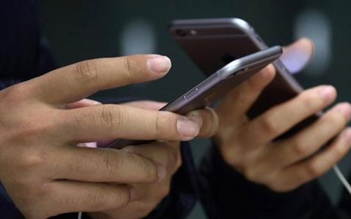 Apple đoạt ngôi vương doanh số smartphone từ Samsung