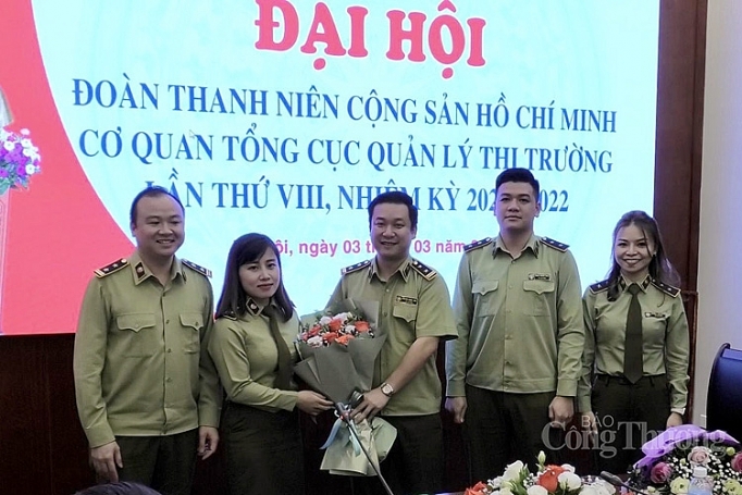 Thanh niên Quản lý thị trường: Hướng đến chính quy, hiện đại dtn quan ly thi truong luc luong nong cot tao lan gio moi huong den chinh quy hien dai