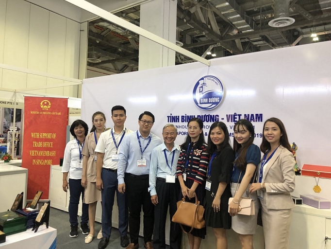 Xuất khẩu sang Singapore: Linh hoạt trước chính sách mới xuat khau sang singapore linh hoat truoc chinh sach moi