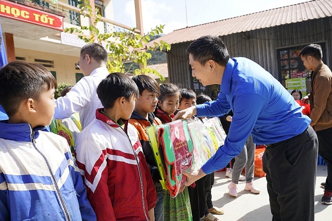 tuoi tre bo cong thuong dau an nam tinh nguyen