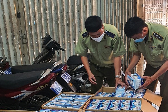 them 2 co so kinh doanh trang thiet bi y te bi xu ly trong mua dich