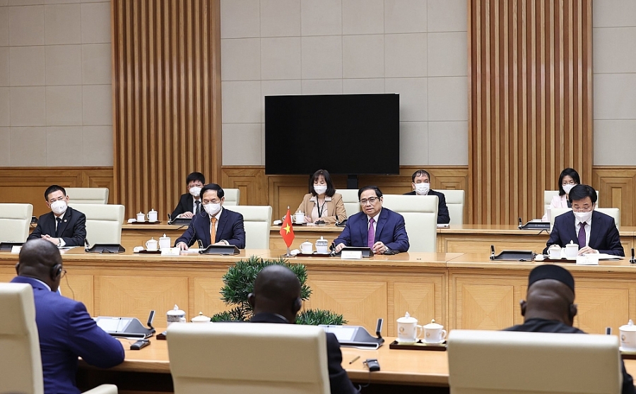 Việt Nam - Sierra Leone: Coi kinh tế là lĩnh vực hợp tác trọng tâm Việt Nam - Sierra Leone: Coi kinh tế là lĩnh vực hợp tác trọng tâm