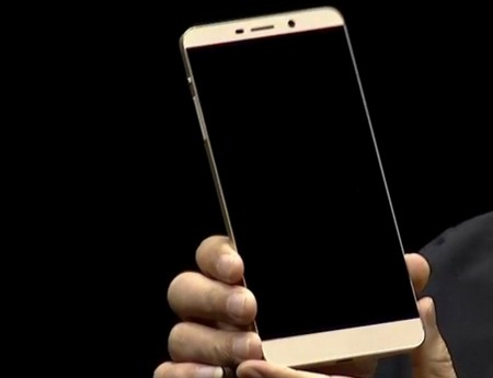 LeTV One Max với thiết kế viền màn hình siêu mỏng