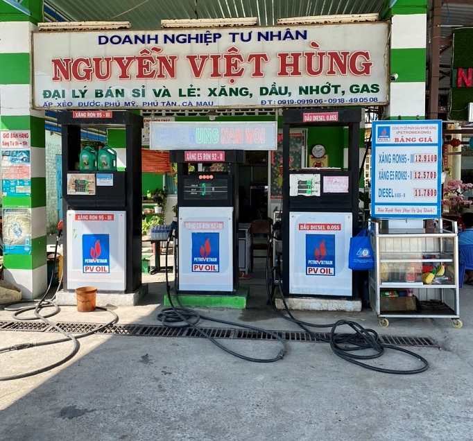 ca mau xu phat 6 co so doi gia xang dau