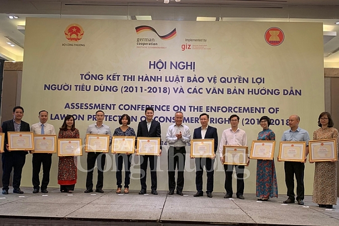 chua du manh lam cho dua cho nguoi tieu dung