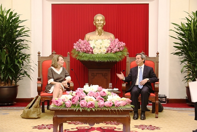 tao dieu kien thuan loi cho doanh nghiep tham gia phat trien nang luong sach