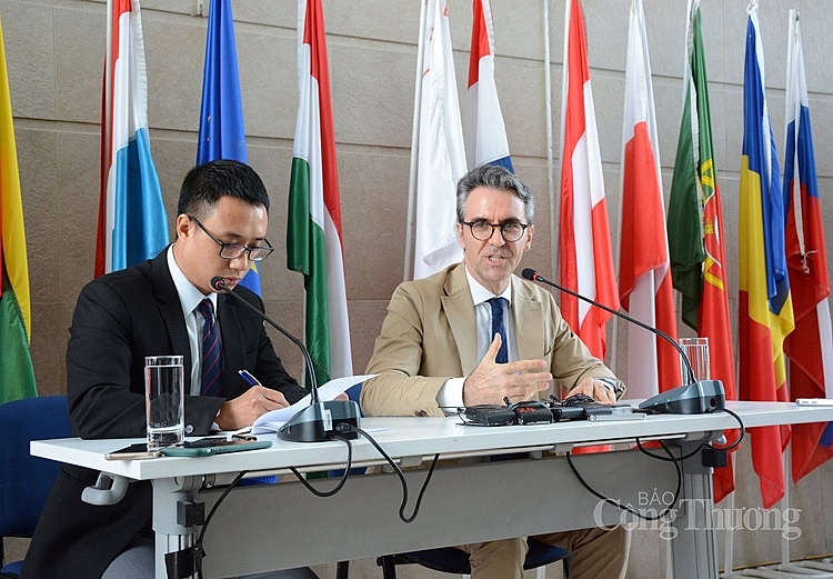 EVFTA được phê chuẩn: Thời khắc lịch sử sau 10 năm đàm phán evfta duoc phe chuan thoi khac lich su sau 10 nam dam phan