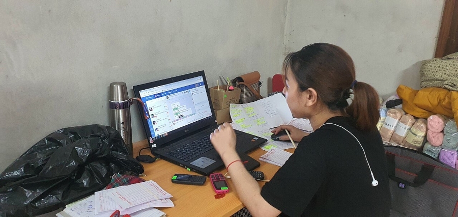 Hà Nội: Đột kích “tổng kho” kinh doanh hàng giả, hàng lậu qua facebook ha noi dot kich tong kho kinh doanh hang gia hang lau qua facebook