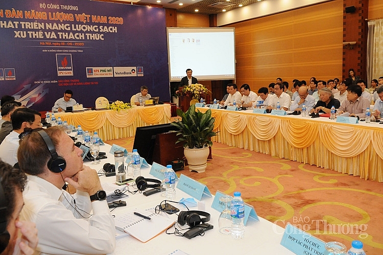 nganh nang luong da di dung huong trong phat trien nang luong tai tao