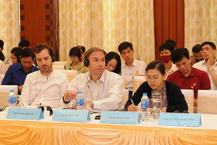 nganh nang luong da di dung huong trong phat trien nang luong tai tao