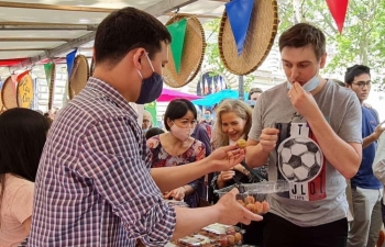 Vải thiều Việt Nam thành công quay trở lại thị trường Pháp