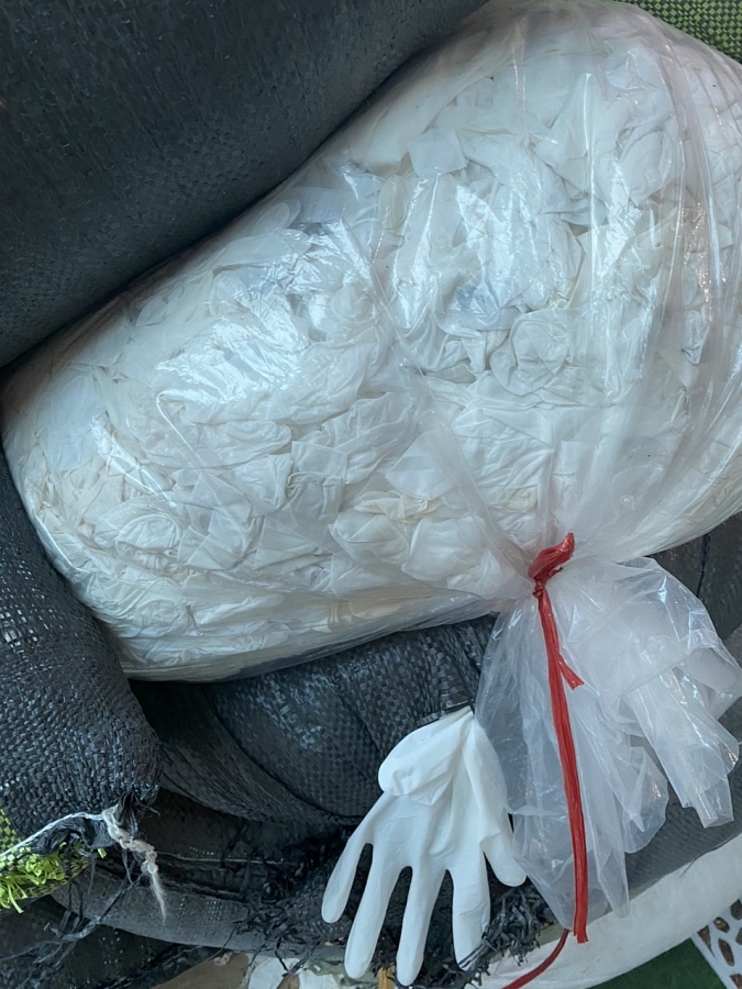 Phát hiện nhiều xưởng tái chế găng tay qua sử dụng phat hien nhieu xuong tai che gang tay qua su dung