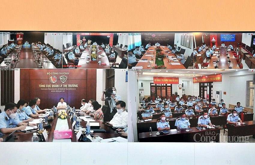Xây dựng lực lượng Quản lý thị trường trong sạch, vững mạnh, chính quy, hiện đại