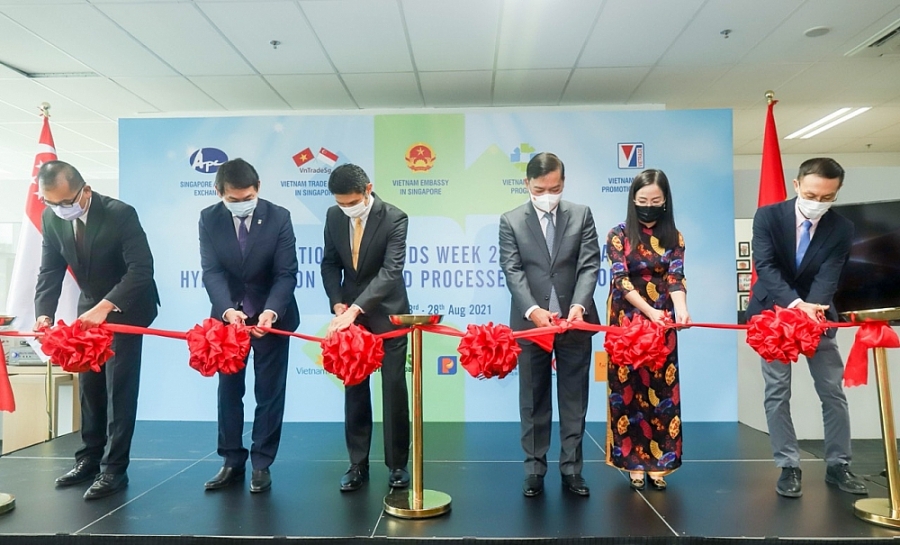 Triển lãm thực phẩm hybrid đầu tiên của Việt Nam tại Singapore