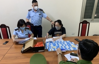 Hà Nội: Phát hiện lô thuốc 