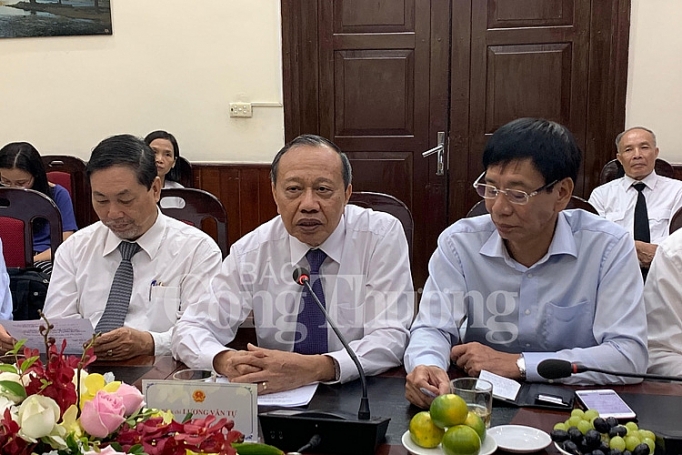 tong cuc quan ly thi truong hop tac viceta xay dung co so du lieu hang that hang gia