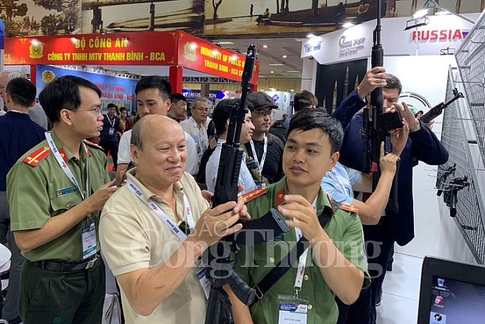 dse vietnam 2019 co hoi quang ba cong nghiep quoc phong va an ninh viet nam