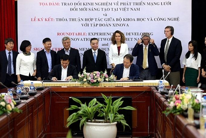 Xây dựng trung tâm kết nối với 12.000 nhà khoa học toàn cầu xay dung trung tam ket noi voi 12000 nha khoa hoc toan cau
