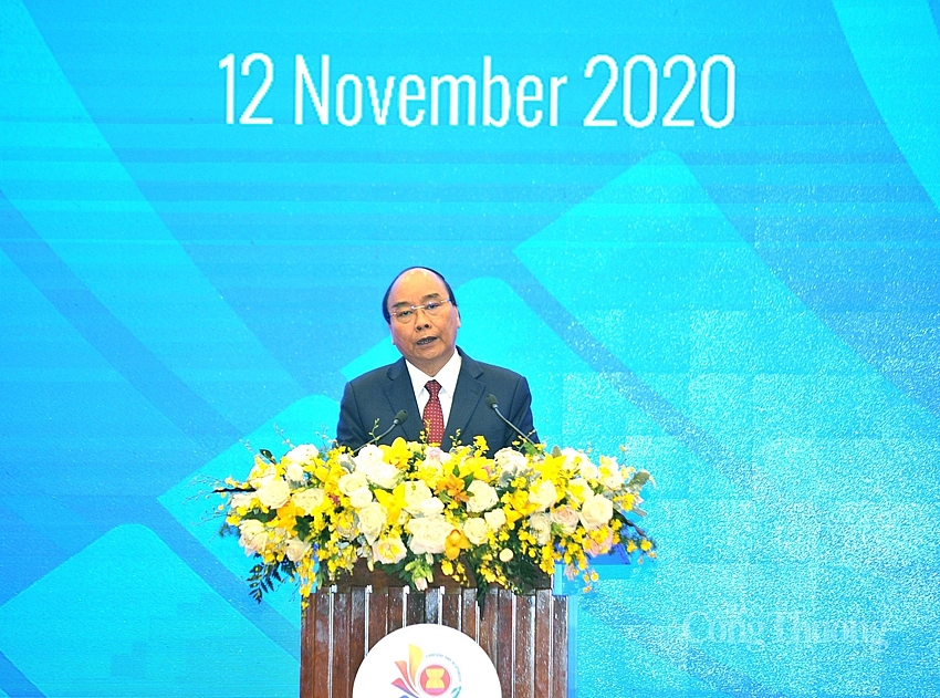 ASEAN 37: Tiếp tục khẳng định bản lĩnh ASEAN vượt qua sóng gió thời cuộc ASEAN 37: Tiếp tục khẳng định bản lĩnh ASEAN vượt qua sóng gió thời cuộc