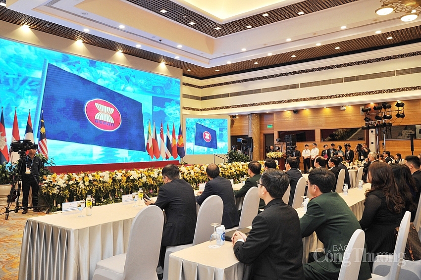 undefined 5928-asean-2
